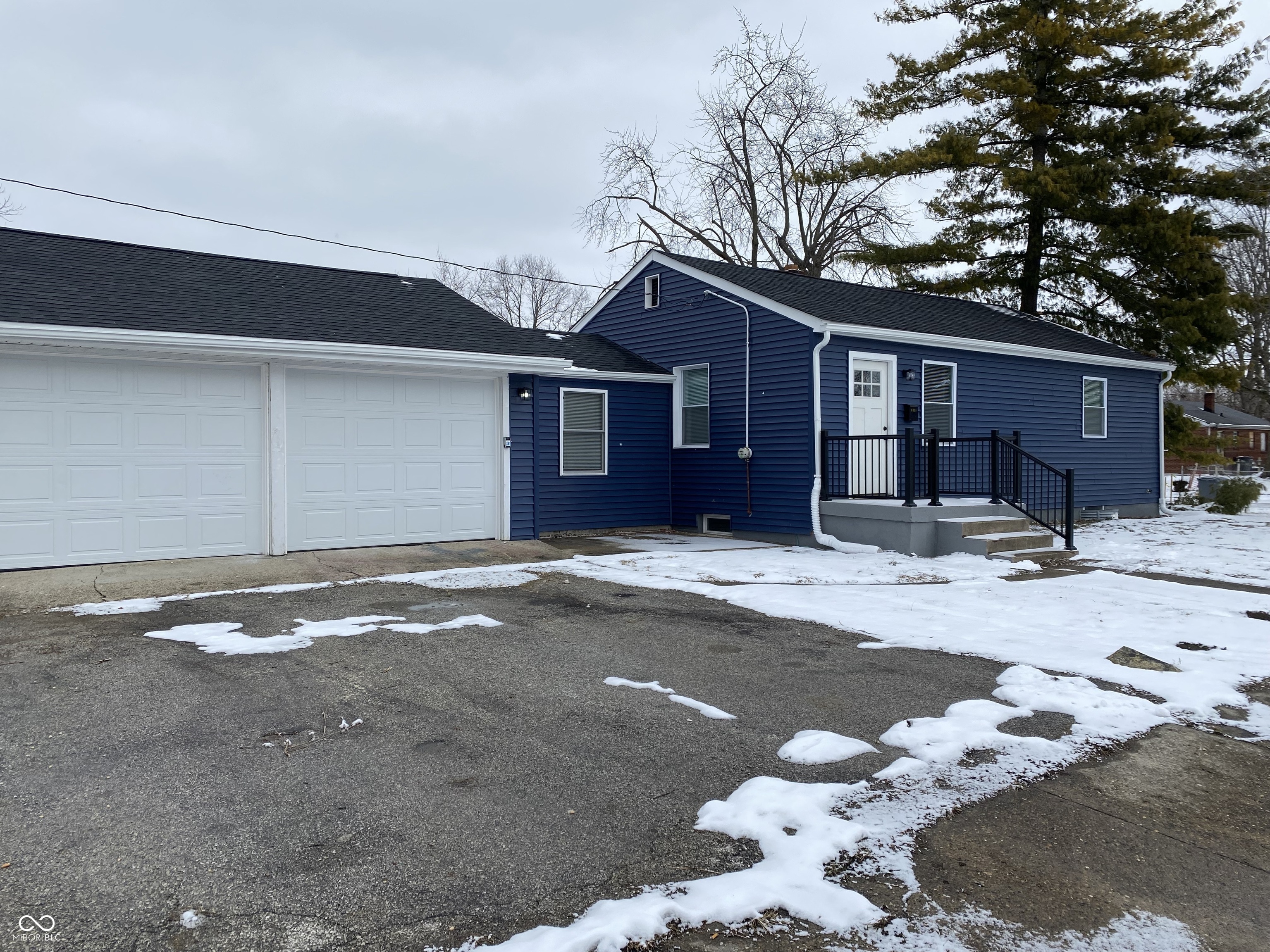 6018 Ivanhoe Street Indianapolis IN 46219