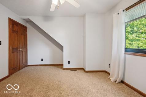 1966 Broadmoor Lane Columbus IN 47203