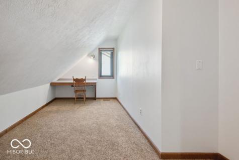 1966 Broadmoor Lane Columbus IN 47203