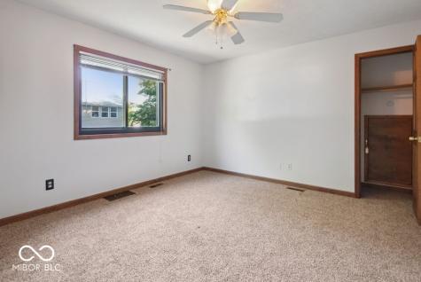 1966 Broadmoor Lane Columbus IN 47203