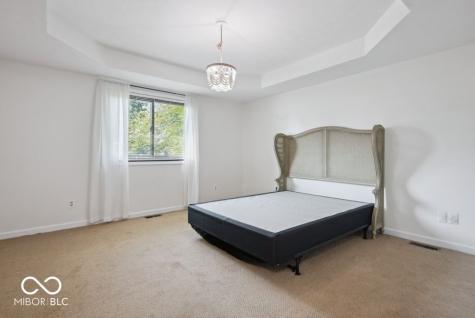 1966 Broadmoor Lane Columbus IN 47203