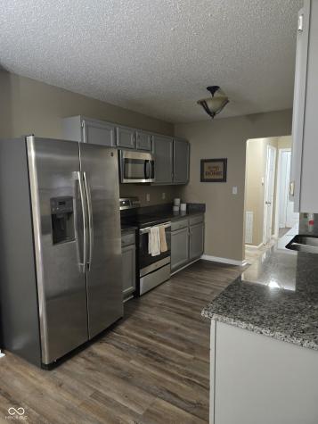 12220 Sweet Creek Trail Fishers IN 46037