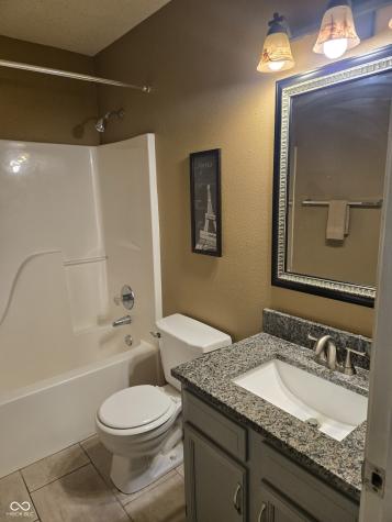 12220 Sweet Creek Trail Fishers IN 46037