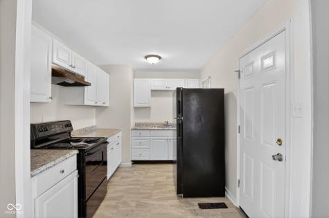 5518 Glencoe Street Indianapolis IN 46226