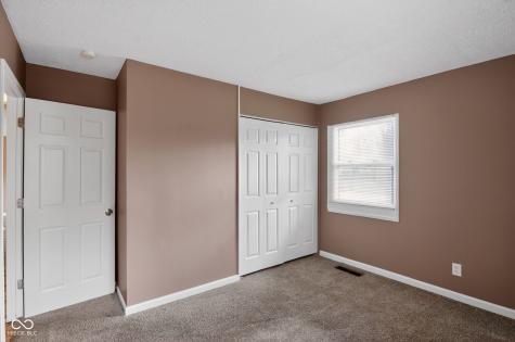 5518 Glencoe Street Indianapolis IN 46226