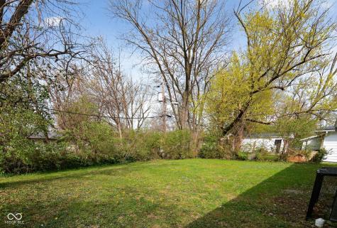 5518 Glencoe Street Indianapolis IN 46226