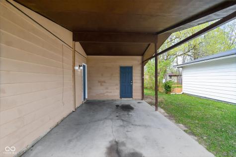 5518 Glencoe Street Indianapolis IN 46226