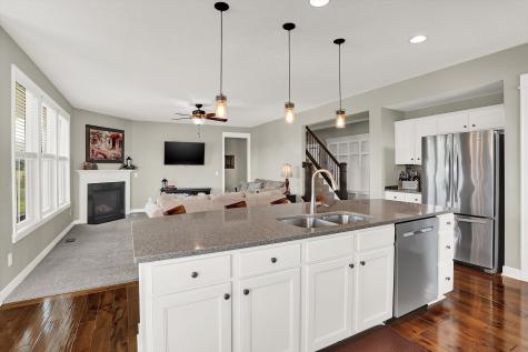 7728 Tanager Court Zionsville IN 46077