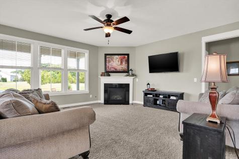 7728 Tanager Court Zionsville IN 46077