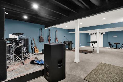 7728 Tanager Court Zionsville IN 46077