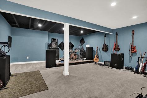7728 Tanager Court Zionsville IN 46077