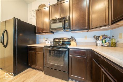 6407 Clary Circle Drive Greenwood IN 46143