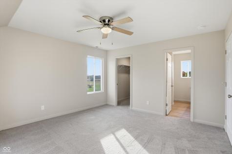 731 W 600 N Whiteland IN 46184