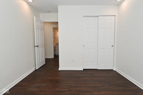 15015 Silver Thorne Way Carmel IN 46033