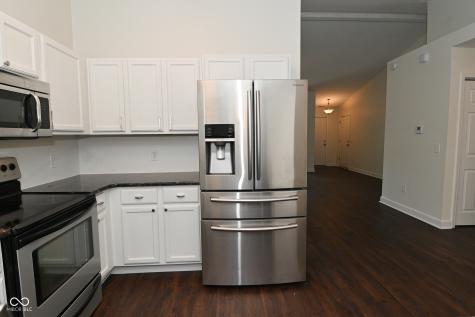 15015 Silver Thorne Way Carmel IN 46033