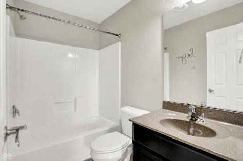 3762 Woodruff Place Bargersville IN 46106