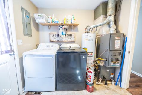 909 North Drive Crawfordsville IN 47933