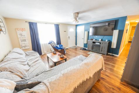 909 North Drive Crawfordsville IN 47933