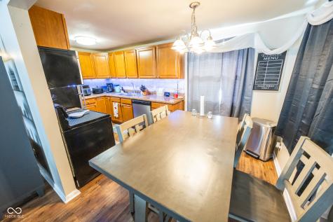 909 North Drive Crawfordsville IN 47933