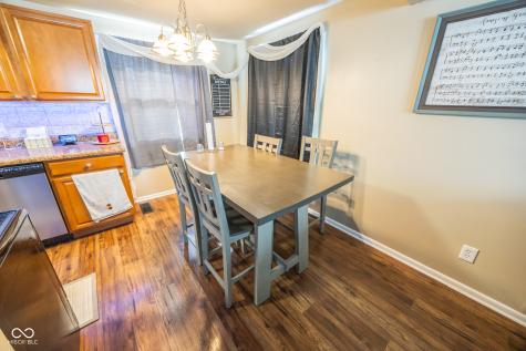 909 North Drive Crawfordsville IN 47933