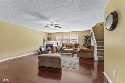 6525 Fiesta Street Indianapolis IN 46237