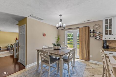6525 Fiesta Street Indianapolis IN 46237
