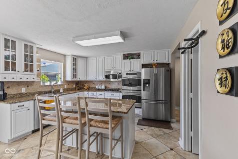 6525 Fiesta Street Indianapolis IN 46237
