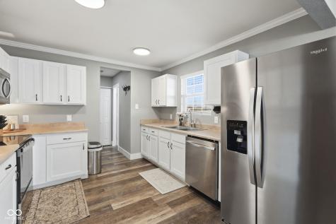 1310 Shadetree Lane Sheridan IN 46069
