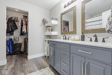 1310 Shadetree Lane Sheridan IN 46069