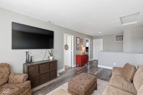 1310 Shadetree Lane Sheridan IN 46069