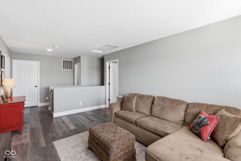 1310 Shadetree Lane Sheridan IN 46069