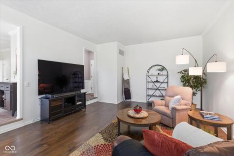 7822 Prairie View Drive Indianapolis IN 46256