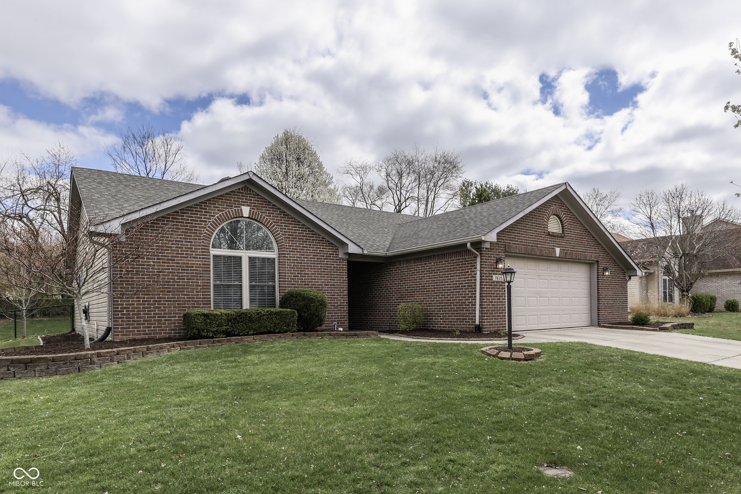7835 Shannon Lakes Way Indianapolis IN 46217
