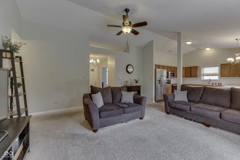7835 Shannon Lakes Way Indianapolis IN 46217