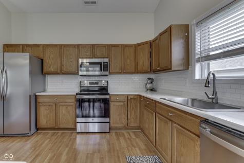 7835 Shannon Lakes Way Indianapolis IN 46217