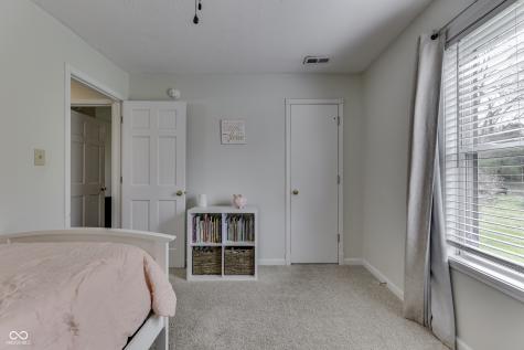 7835 Shannon Lakes Way Indianapolis IN 46217