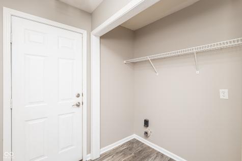 10211 Gate Drive Indianapolis IN 46239