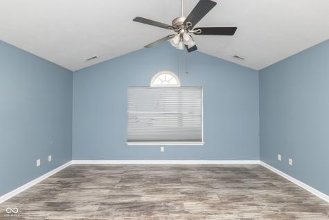 10211 Gate Drive Indianapolis IN 46239