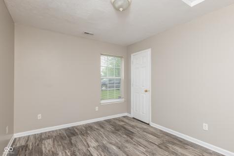 10211 Gate Drive Indianapolis IN 46239