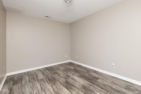 10211 Gate Drive Indianapolis IN 46239