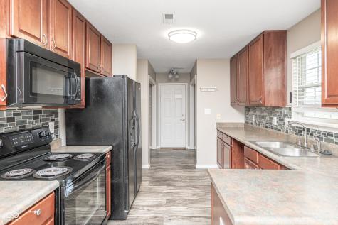 10211 Gate Drive Indianapolis IN 46239