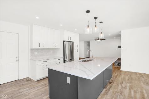 10812 Bakeway Drive Indianapolis IN 46231