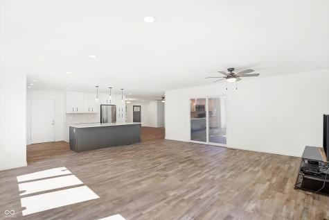 10812 Bakeway Drive Indianapolis IN 46231