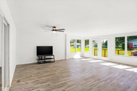 10812 Bakeway Drive Indianapolis IN 46231