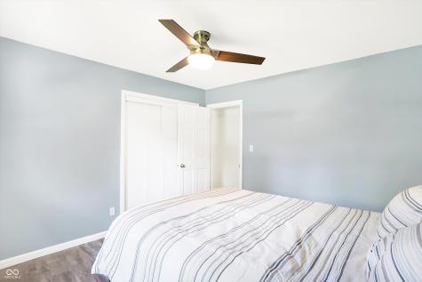 10812 Bakeway Drive Indianapolis IN 46231