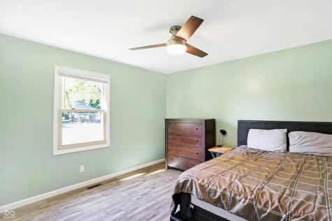 10812 Bakeway Drive Indianapolis IN 46231