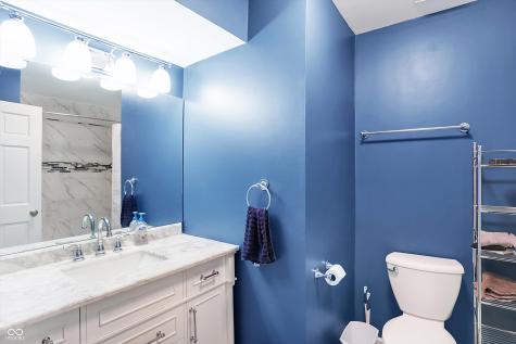 10812 Bakeway Drive Indianapolis IN 46231
