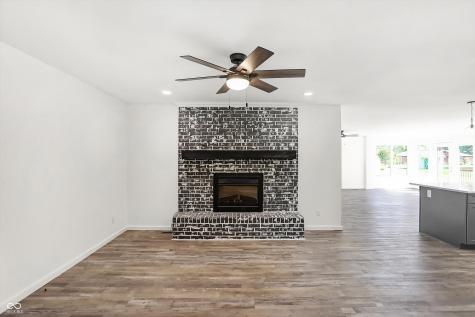 10812 Bakeway Drive Indianapolis IN 46231