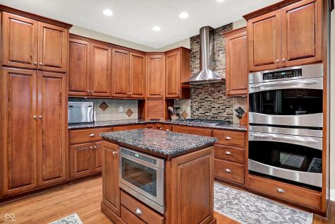 9695 Coyote Court Noblesville IN 46060