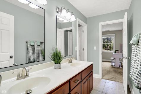 9695 Coyote Court Noblesville IN 46060